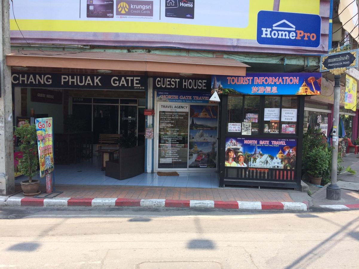 Changphuakgate Guesthouse Chiang Mai Ngoại thất bức ảnh