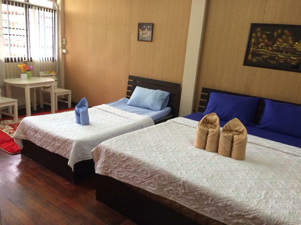 Changphuakgate Guesthouse Chiang Mai Ngoại thất bức ảnh