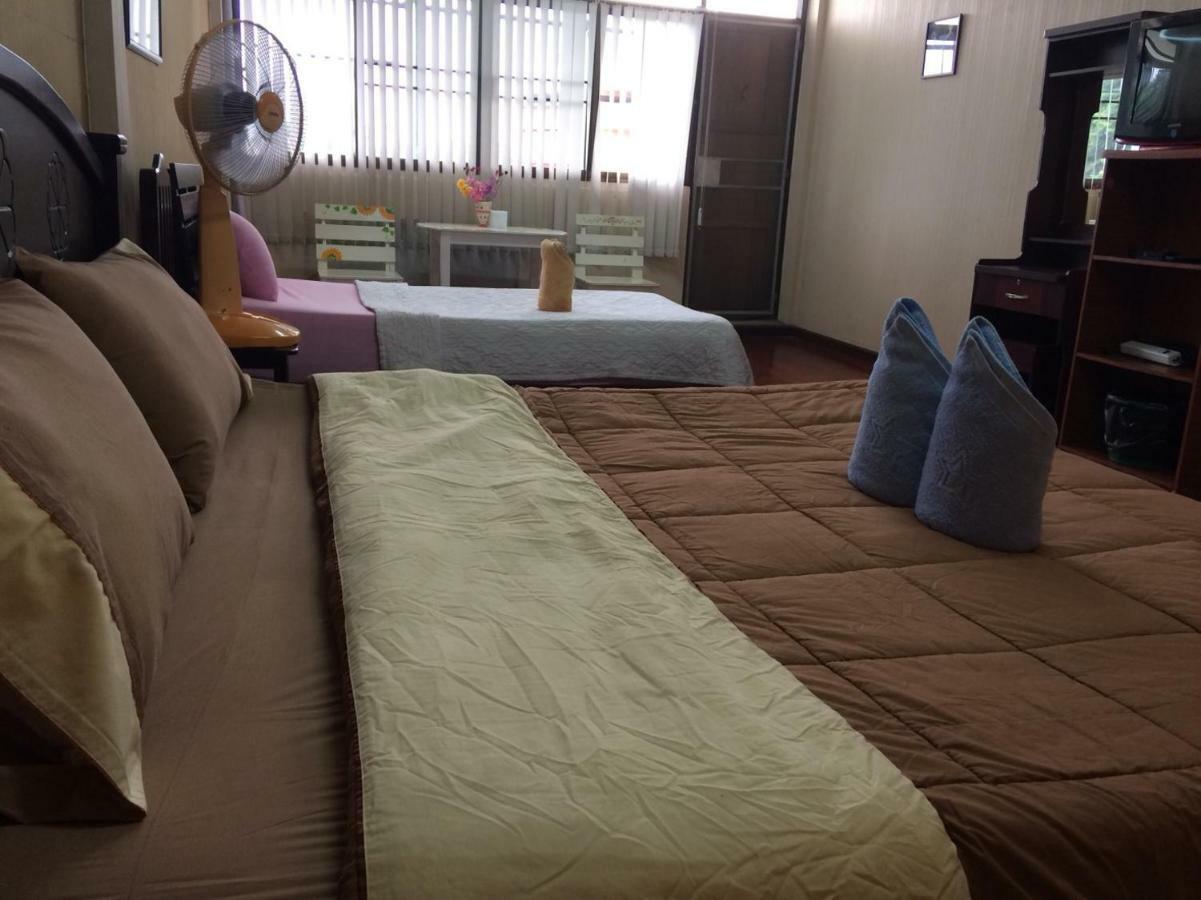 Changphuakgate Guesthouse Chiang Mai Ngoại thất bức ảnh